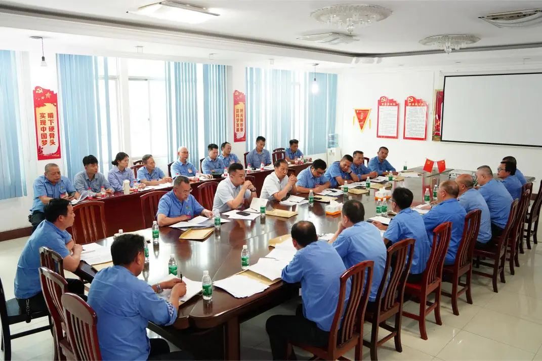 pp电子模拟器召开第四届职工代表大会第一次会议64.jpg