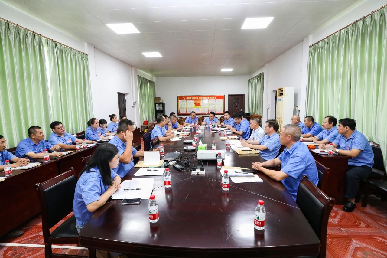 pp电子模拟器召开第四届职工代表大会第一次会议65.jpg