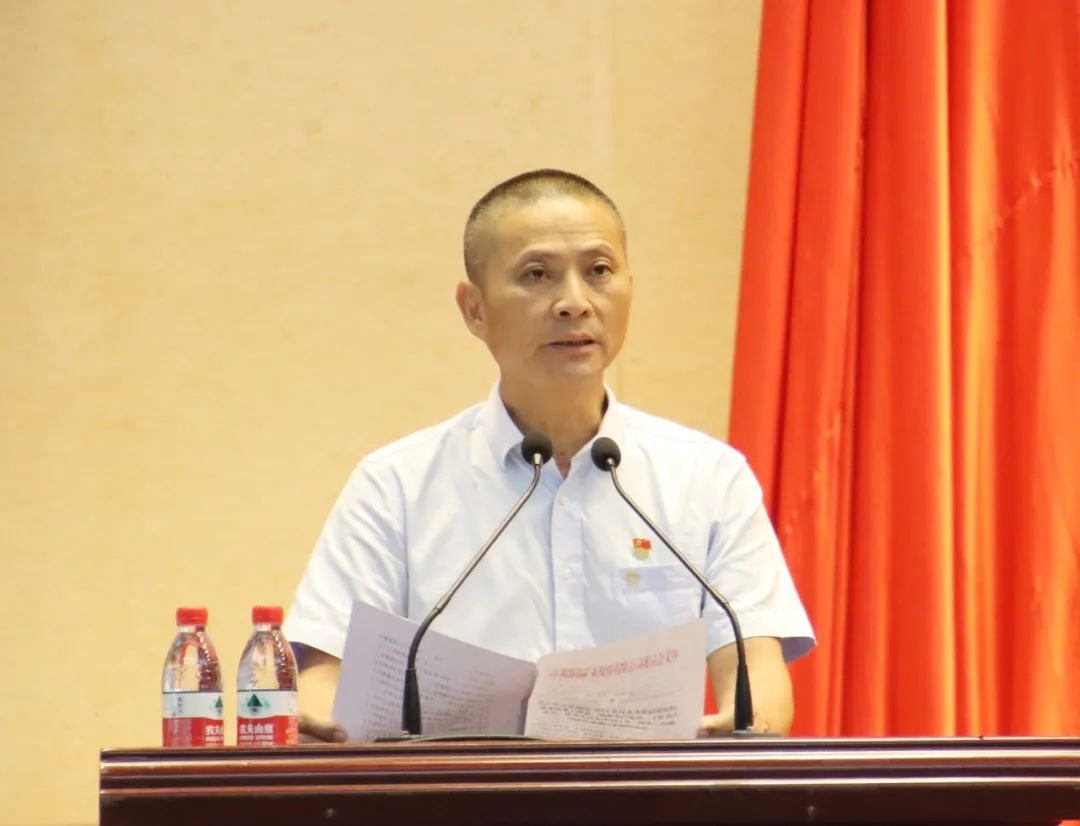pp电子模拟器召开庆祝中国共产党成立103周年暨七一赞美大会3.jpg